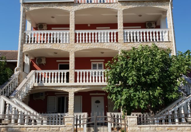 Ferienwohnung in Povljana - Schöne Apartment Bodulo 2