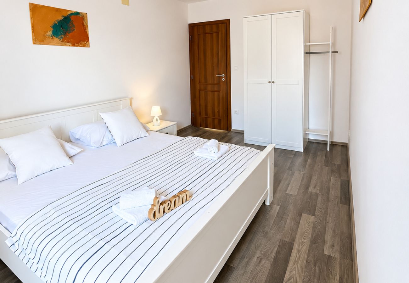Ferienwohnung in Povljana - Schöne Apartment Bodulo 3