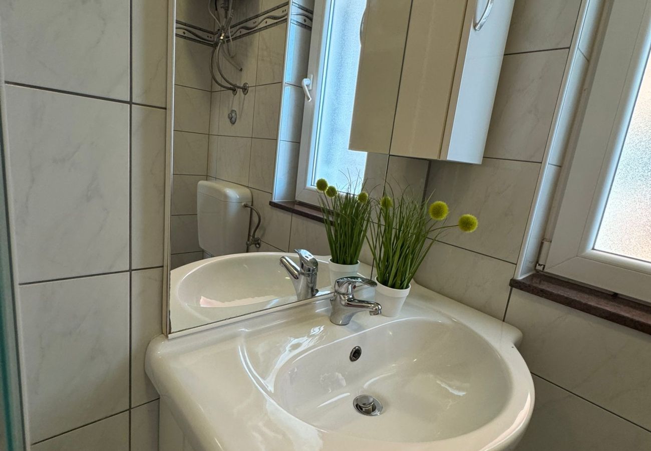 Ferienwohnung in Povljana - Schöne Apartment Bodulo 1