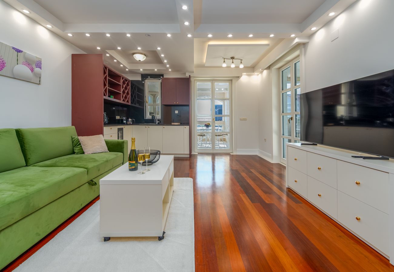 Ferienwohnung in Novalja - Deluxe Château Dabo Suite 3 mit Pool