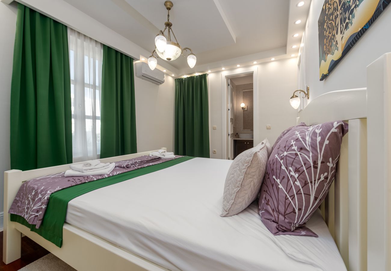 Ferienwohnung in Novalja - Deluxe Château Dabo Suite 3 mit Pool