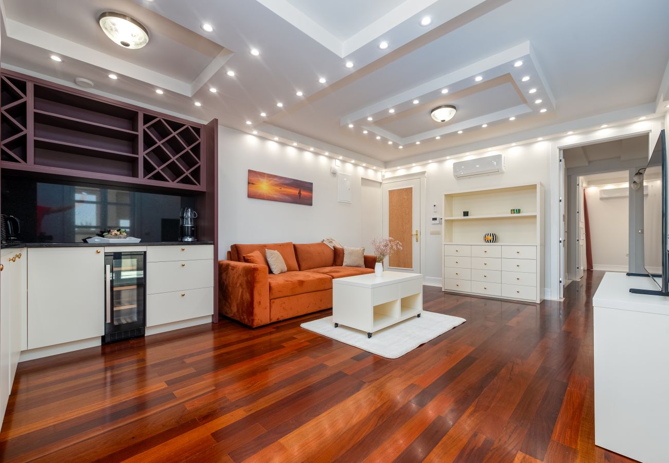 Ferienwohnung in Novalja - Deluxe Château Dabo Suite 4 mit Pool
