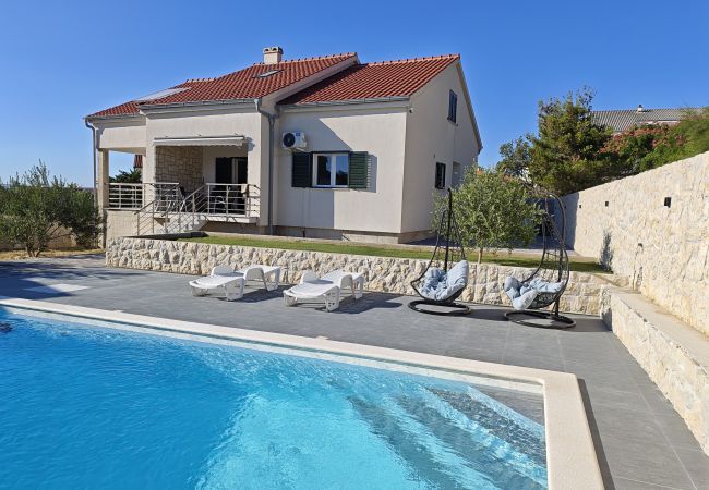 Villa in Povljana - Villa Pauliana