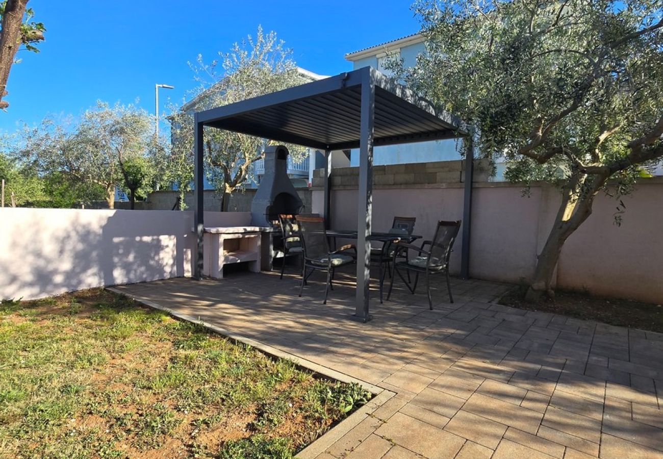 Ferienwohnung in Zaton - Apartment Olinda