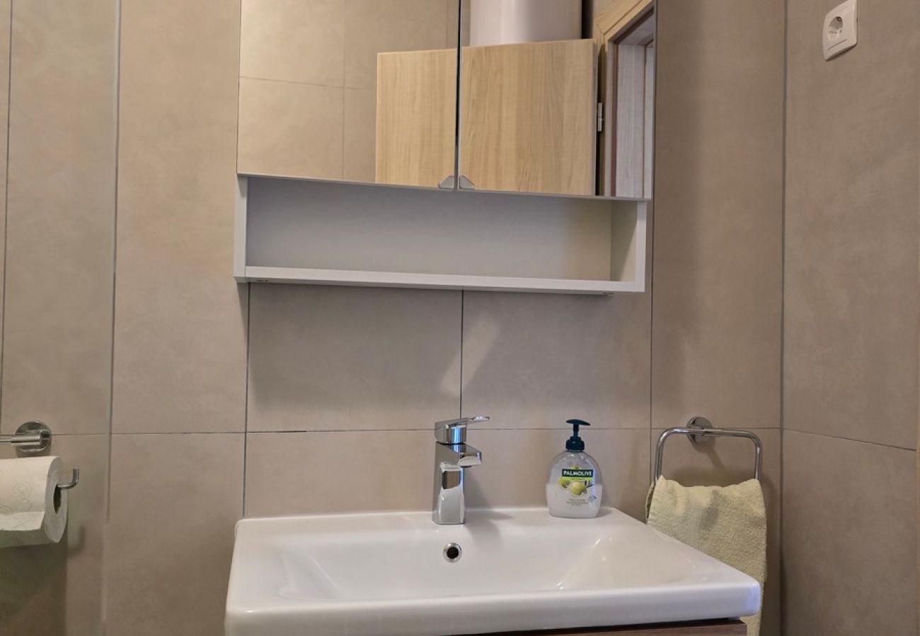 Ferienwohnung in Zaton - Apartment Gina