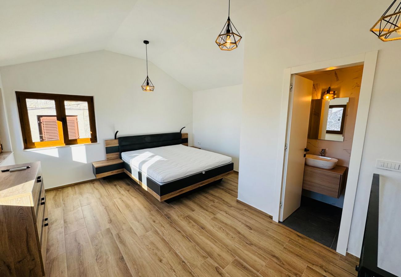Ferienhaus in Sukošan - Steinhaus Moca