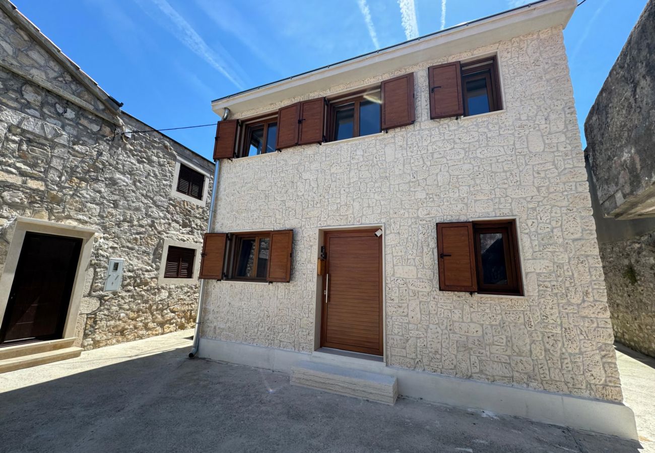 Ferienhaus in Sukošan - Steinhaus Moca