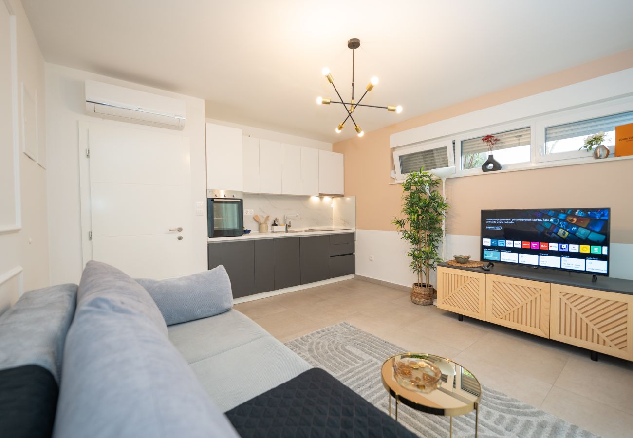 Ferienwohnung in Novalja - Deluxe apartment Mares 1