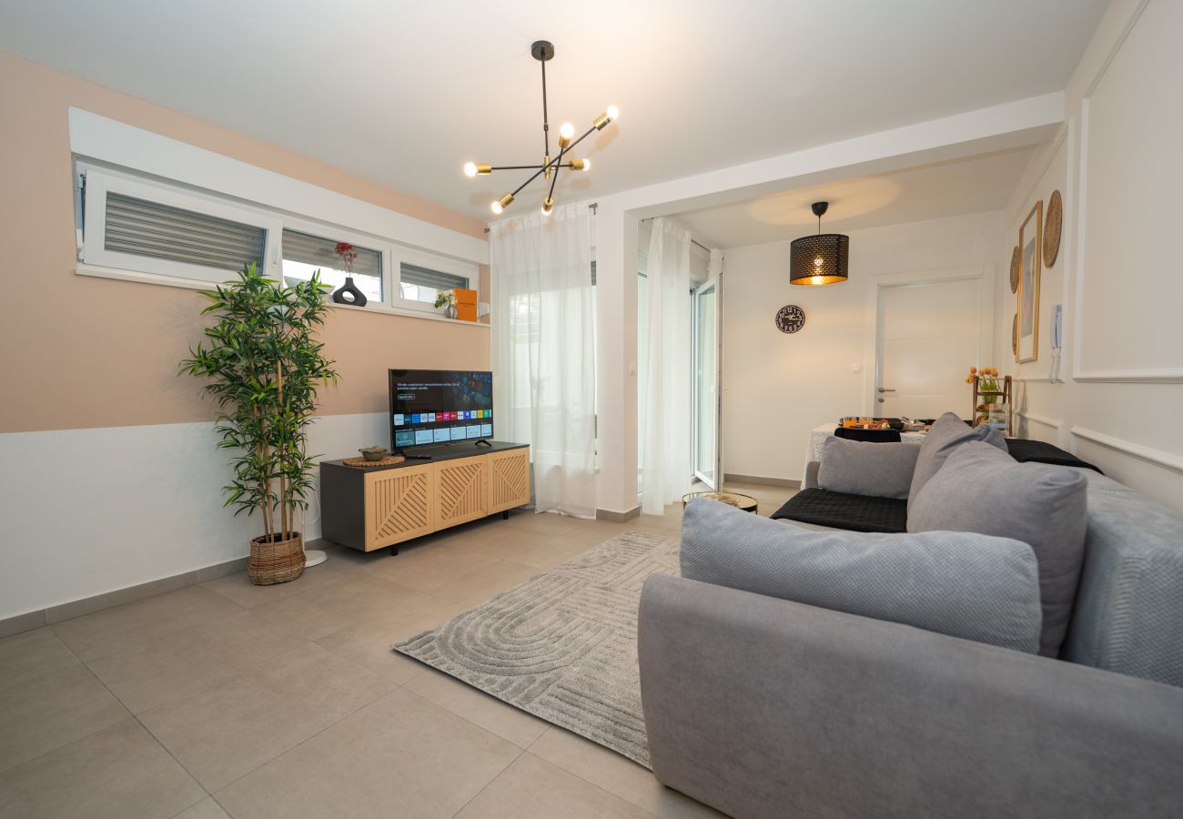 Ferienwohnung in Novalja - Deluxe apartment Mares 1