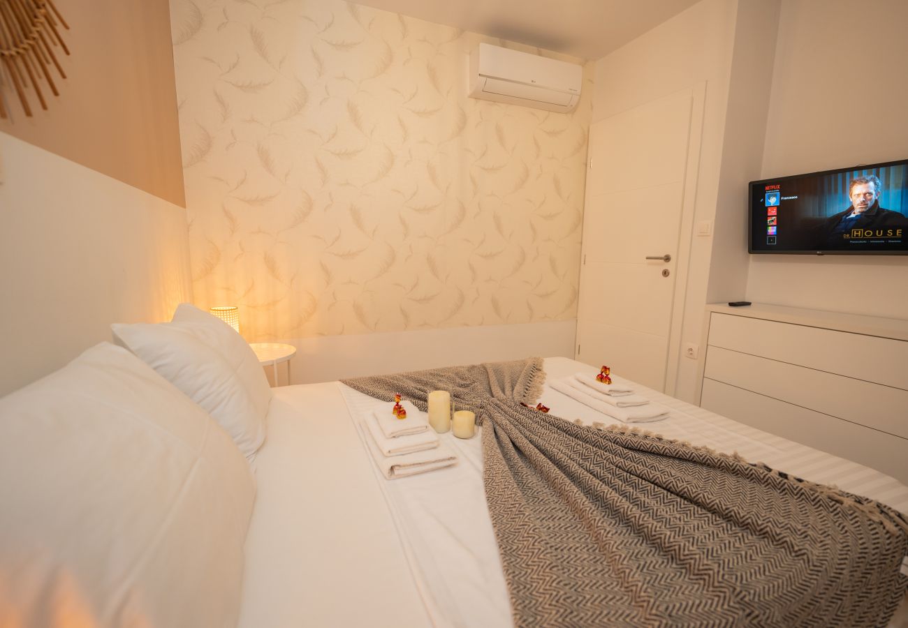 Ferienwohnung in Novalja - Deluxe apartment Mares 2