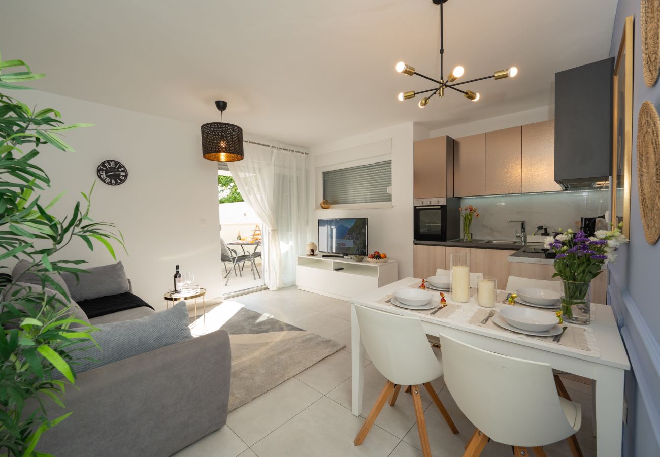 Ferienwohnung in Novalja - Deluxe apartment Mares 2
