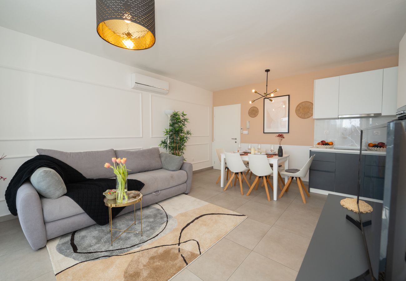 Ferienwohnung in Novalja - Deluxe apartment Mares 4