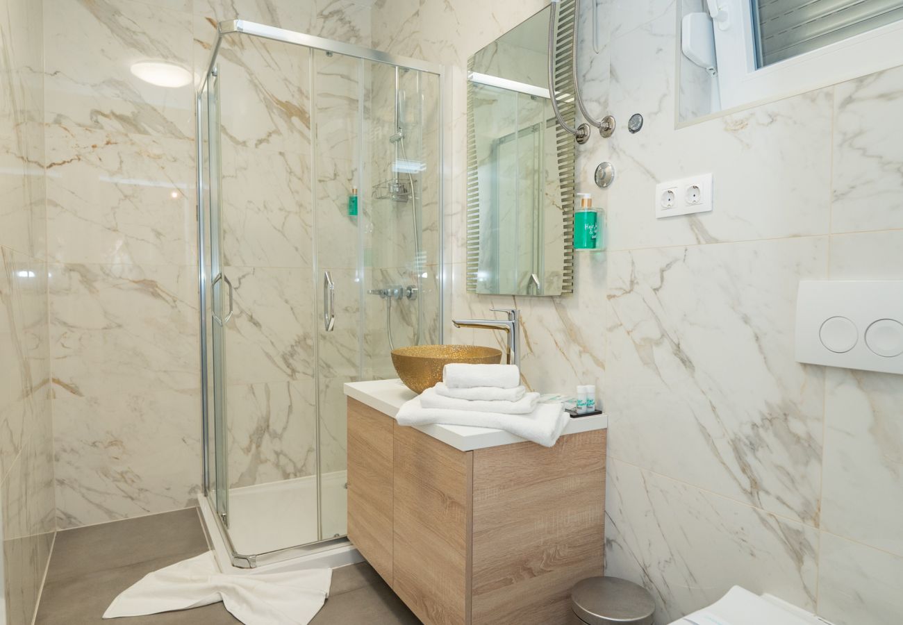 Ferienwohnung in Novalja - Deluxe apartment Mares 4