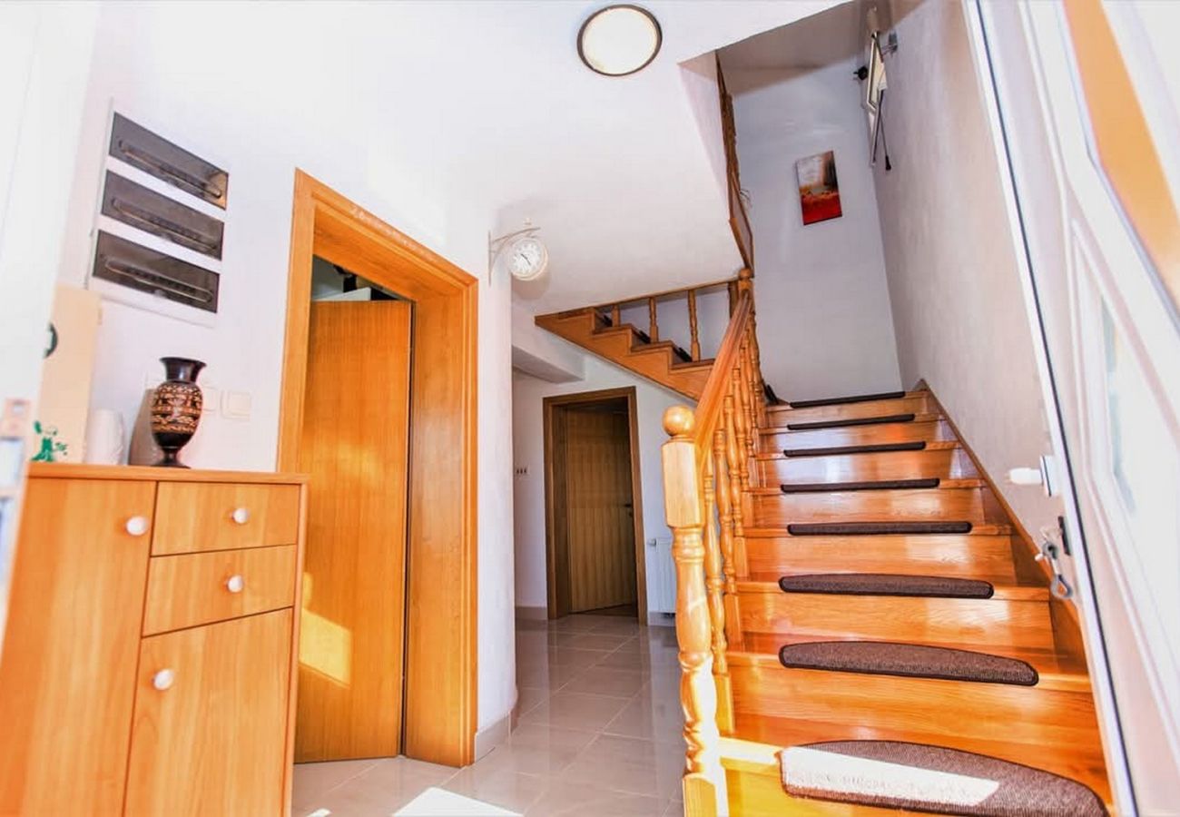 Ferienhaus in Gospic - Ferienhaus Mia mit Whirlpool