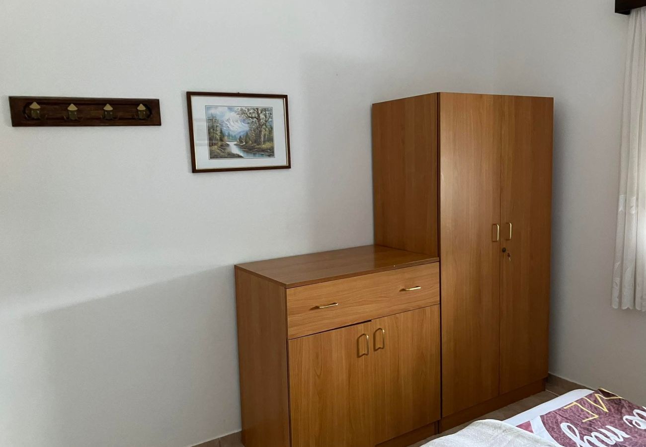 Ferienwohnung in Povljana - Apartment Bella 1