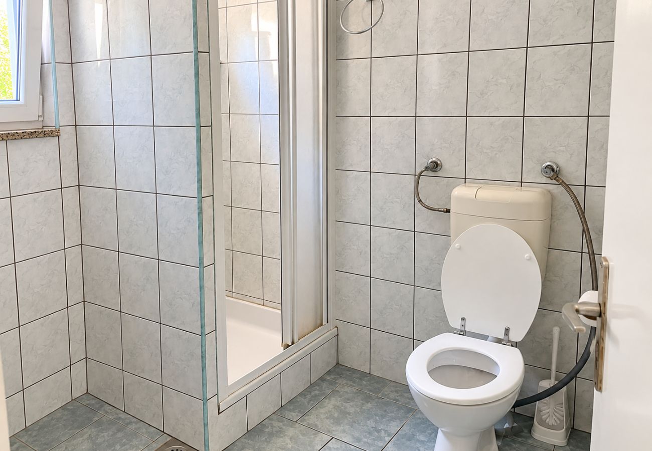 Ferienhaus in Povljana - Ferienhaus Bella 1 & Bella 2