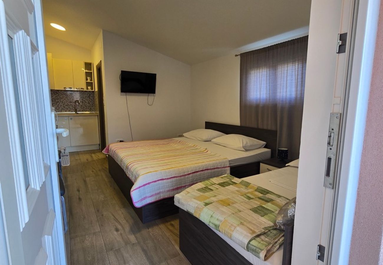 Studio in Zaton - Studio Apartment Nia