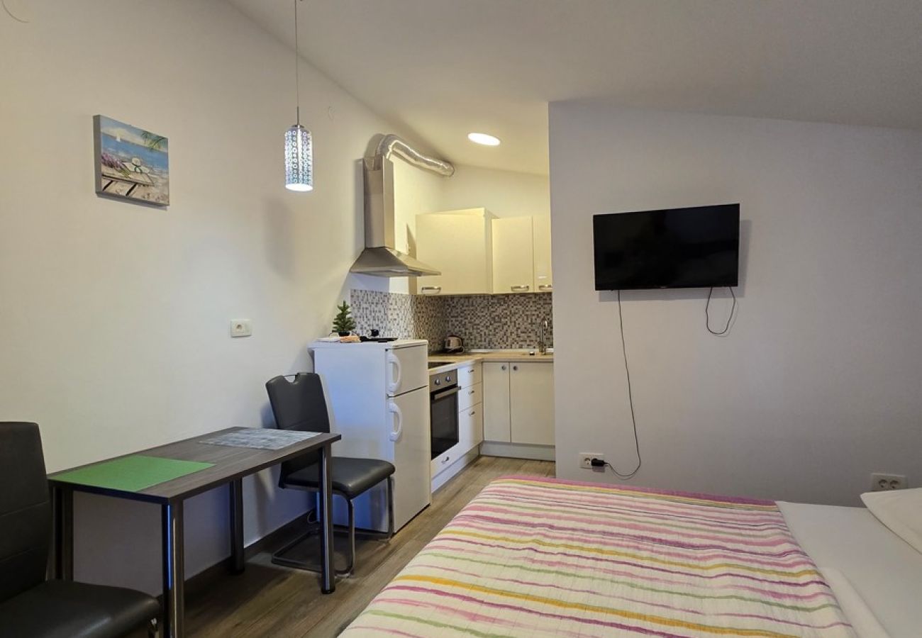Studio in Zaton - Studio Apartment Nia