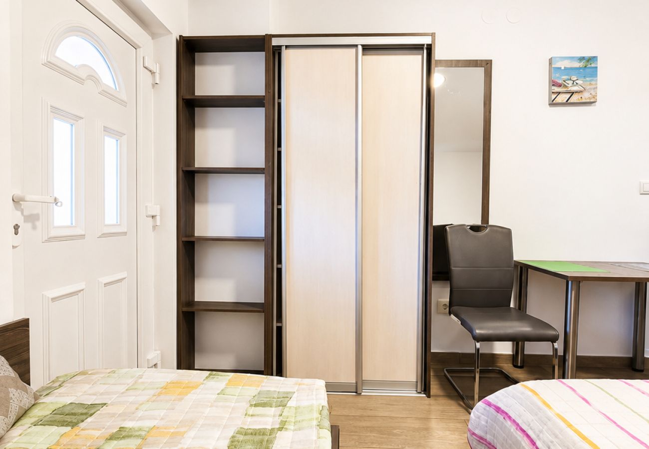 Studio in Zaton - Studio Apartment Nia