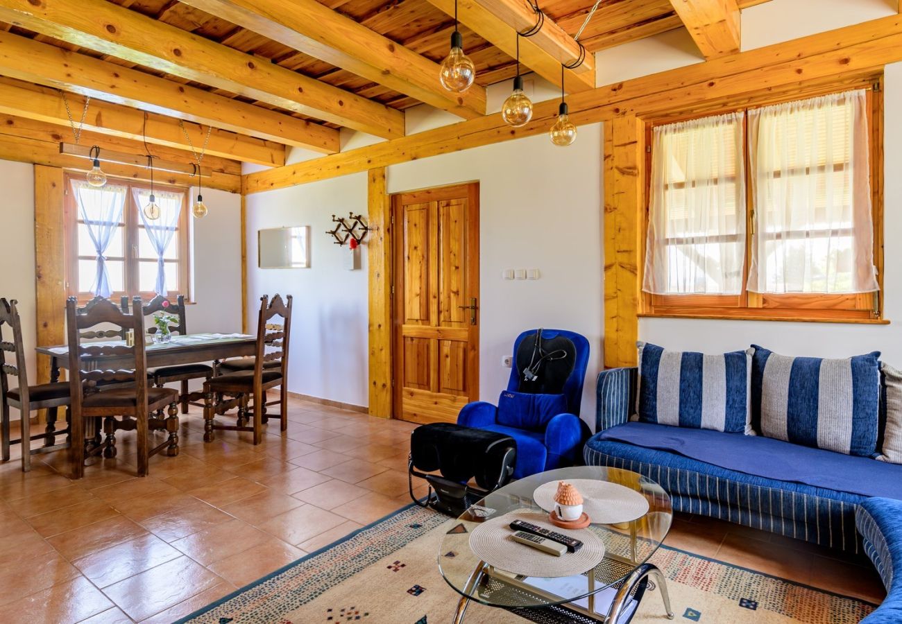 Ferienhaus in Rukljevina - Holiday Home Ventura