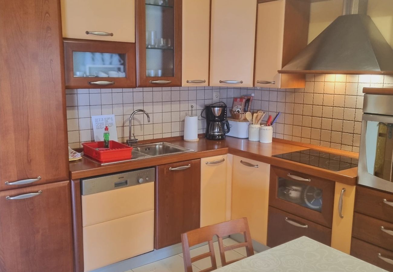Ferienwohnung in Povljana - Superior apartment Nina