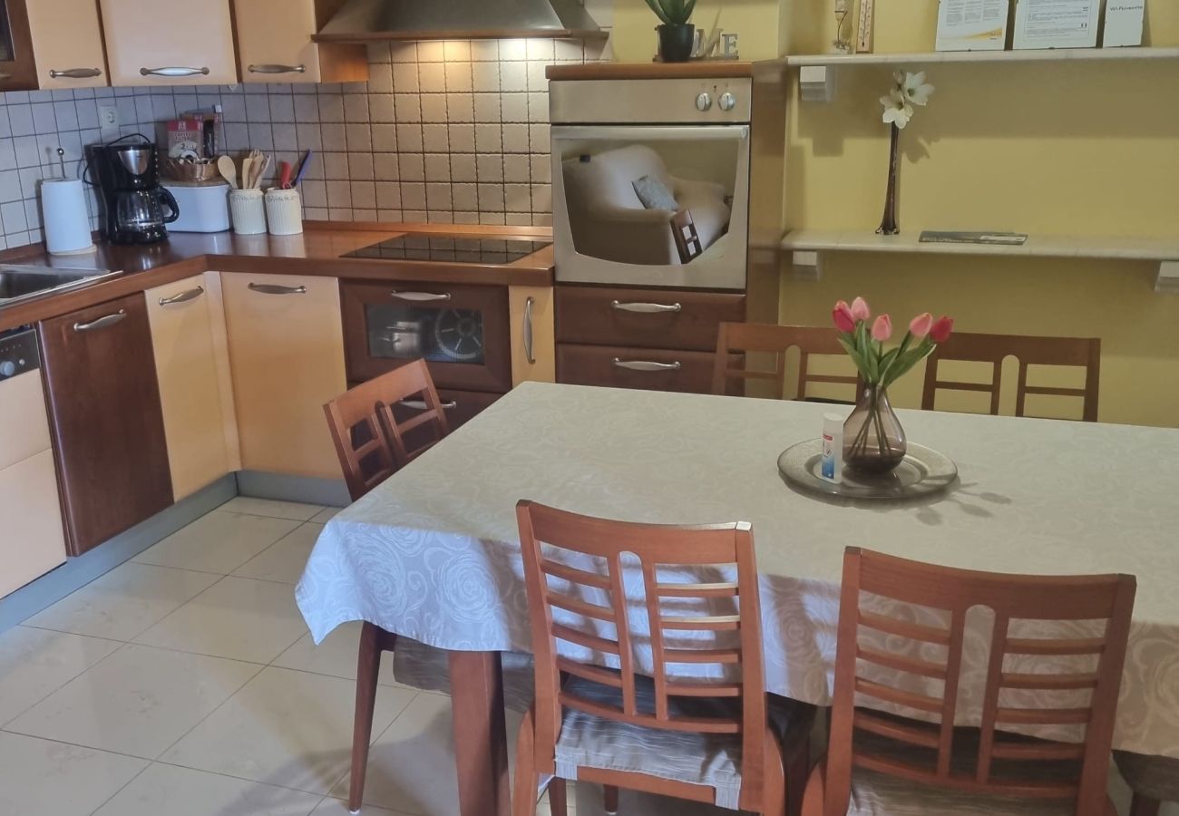 Ferienwohnung in Povljana - Superior apartment Nina