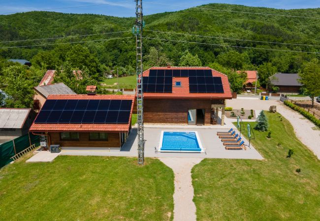 Villa in Brušane - Villa Brusiana mit beheiztem Pool