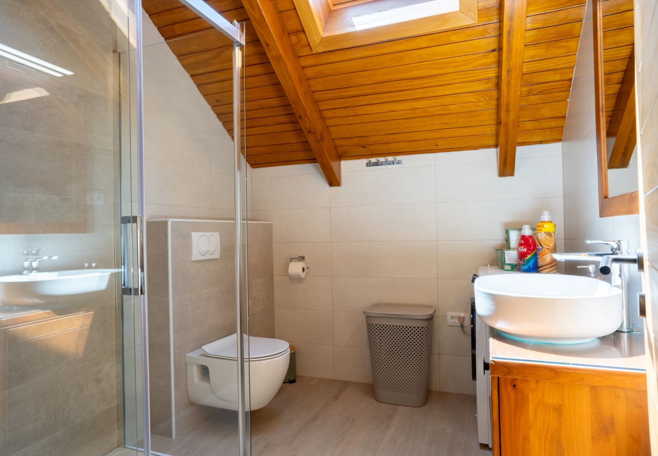 Villa in Brušane - Villa Brusiana mit überdachtem, beheiztem Pool