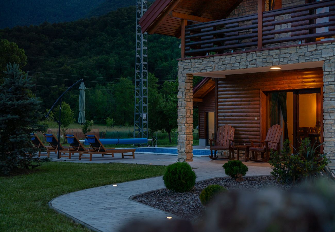 Villa in Brušane - Villa Brusiana mit beheiztem Pool