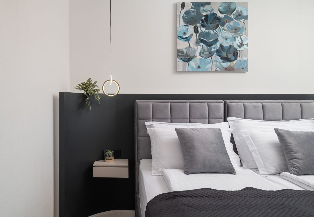Villa in Rovanjska - Lux Villa Serene mit beheiztem Pool
