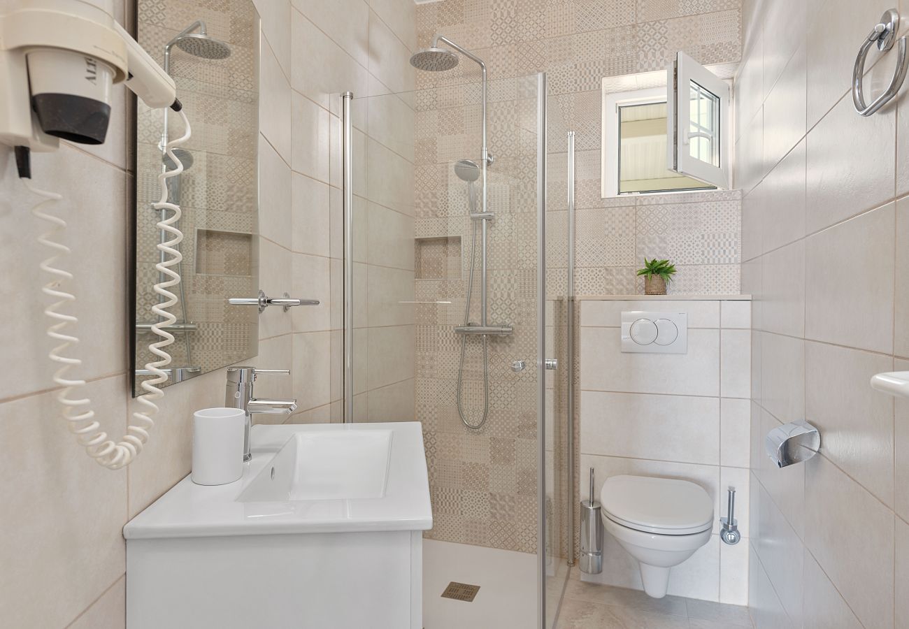 Ferienwohnung in Sveti Filip i Jakov - Superior apartment Tania 4