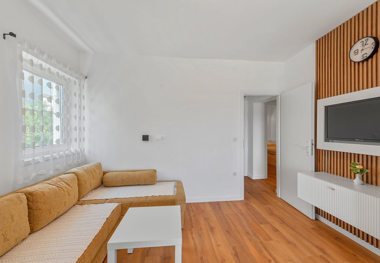 Ferienwohnung in Sveti Filip i Jakov - Superior apartment Tania 4
