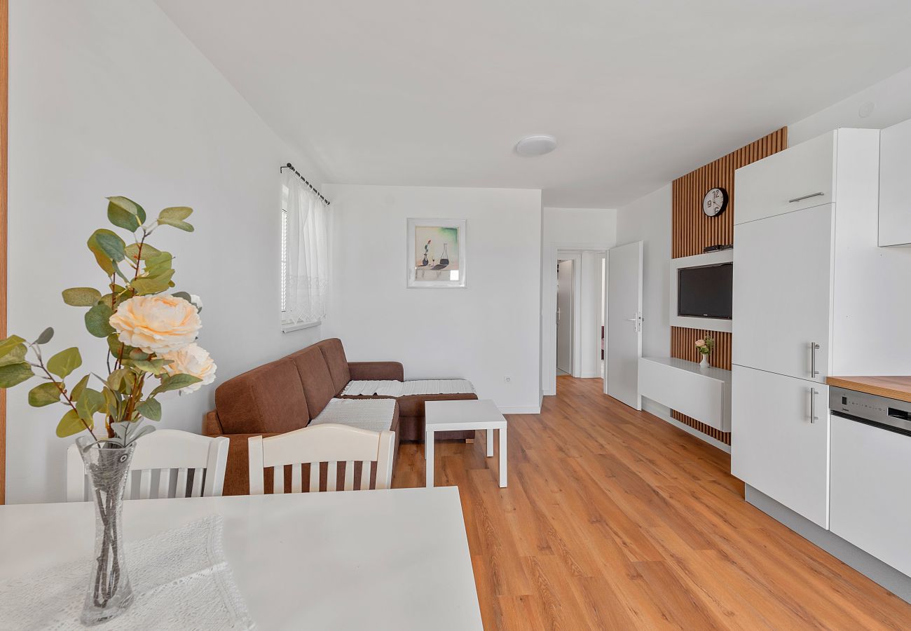 Ferienwohnung in Sveti Filip i Jakov - Superior apartment Tania 8