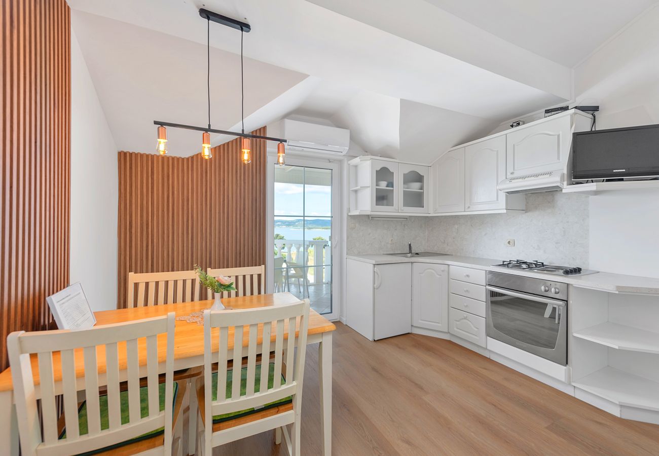 Ferienwohnung in Sveti Filip i Jakov - Superior apartment Tania 11