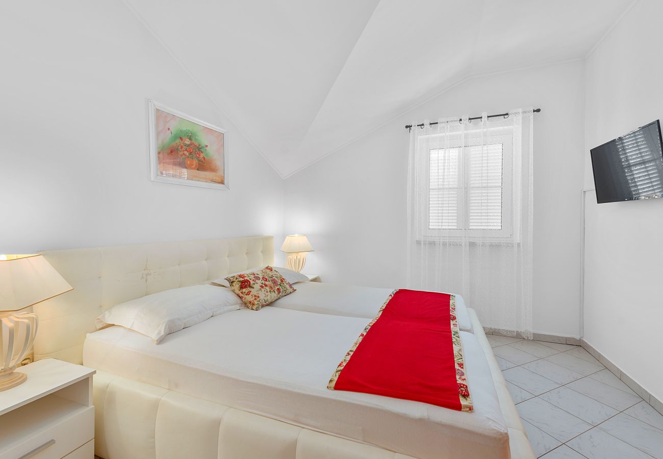 Ferienwohnung in Sveti Filip i Jakov - Superior apartment Tania 11