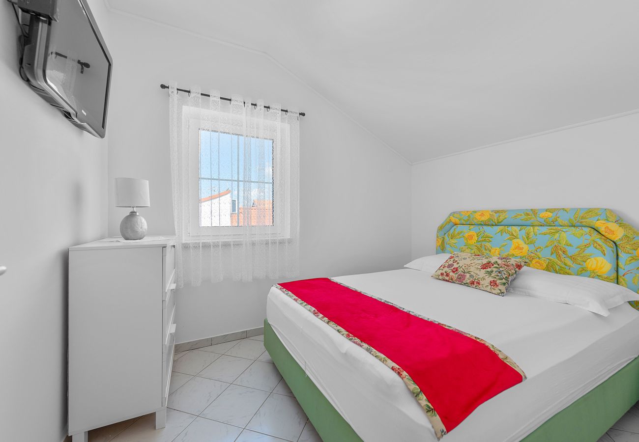Ferienwohnung in Sveti Filip i Jakov - Superior apartment Tania 13