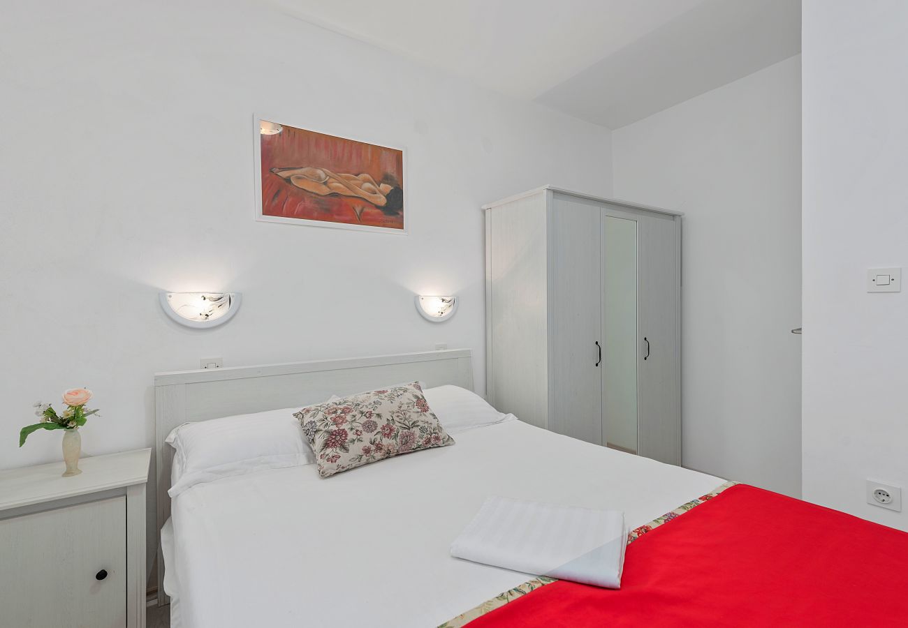 Ferienwohnung in Sveti Filip i Jakov - Superior apartment Tania 15