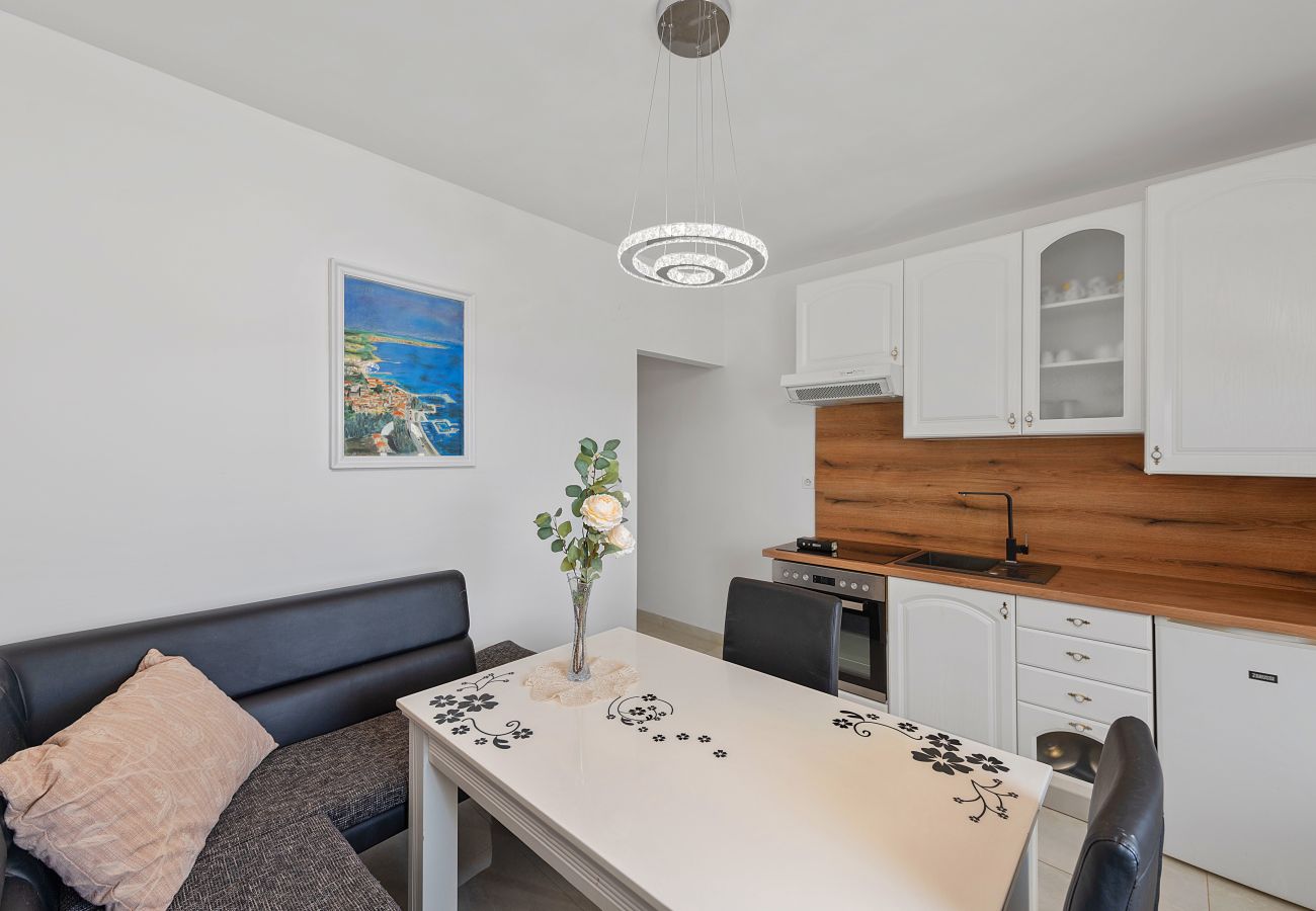 Ferienwohnung in Sveti Filip i Jakov - Superior apartment Tania 15