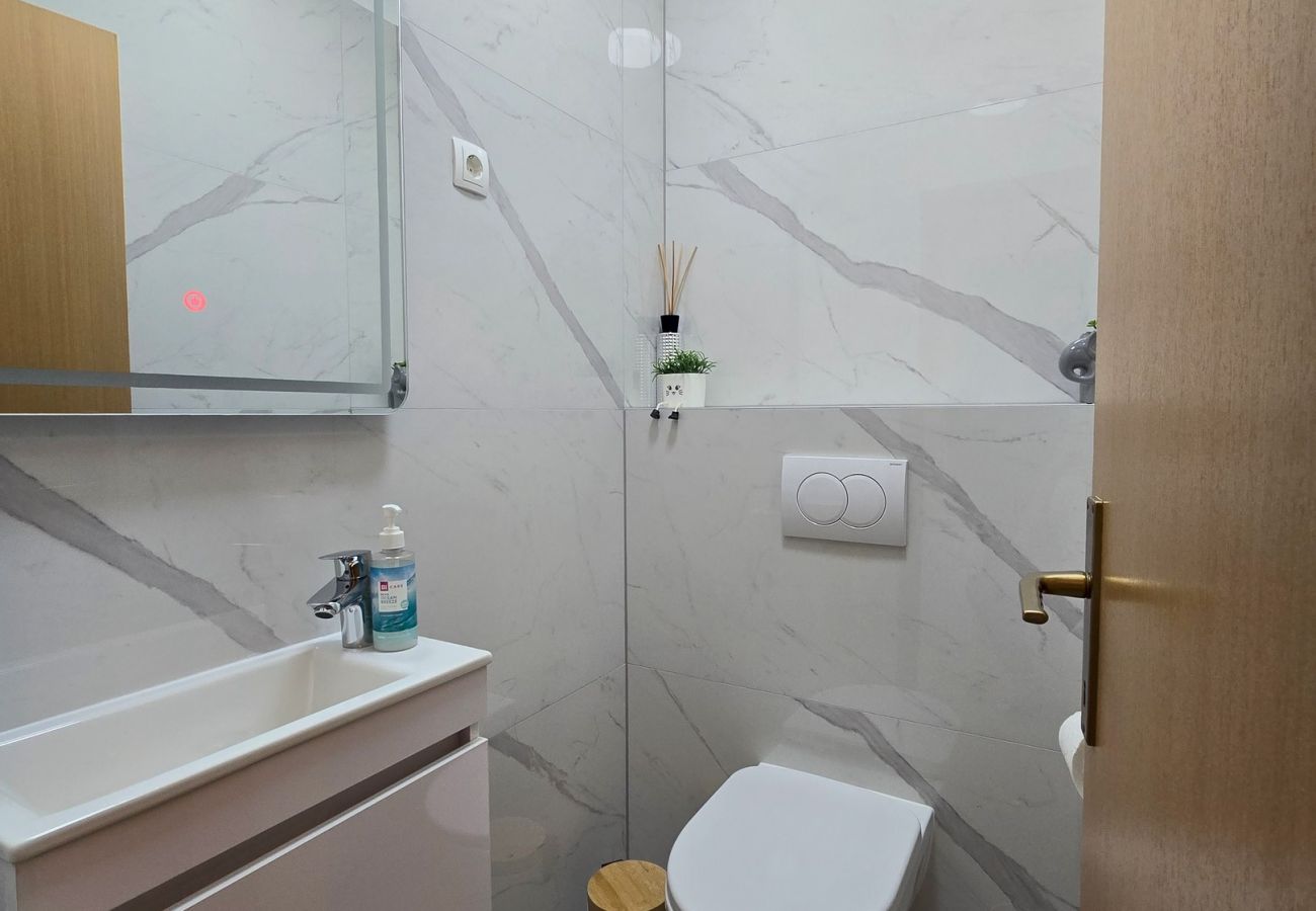 Ferienhaus in Bibinje - Ferienhaus Lolita mit Pool