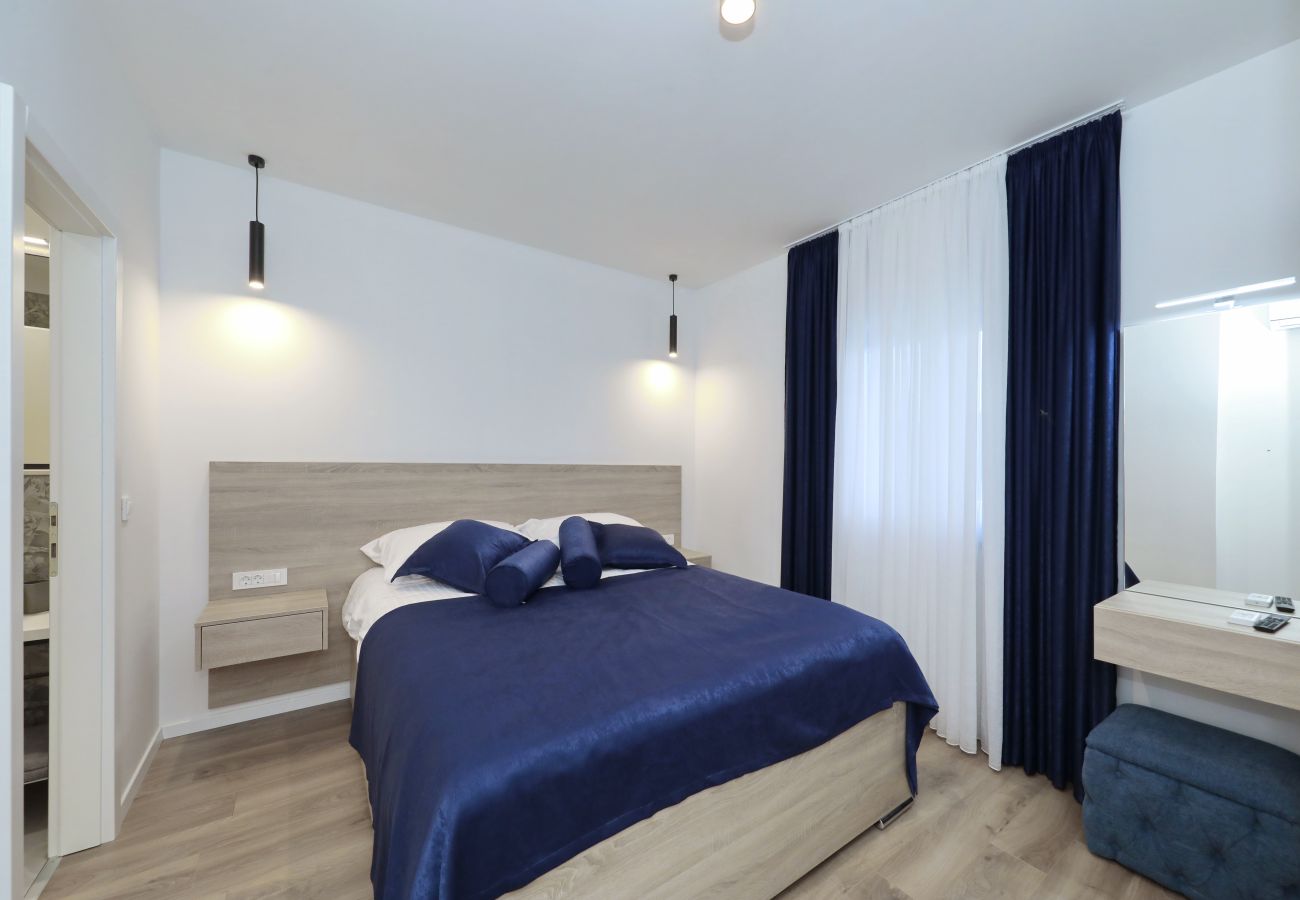 Villa in Kruševo - Villa Vallis mit Pool