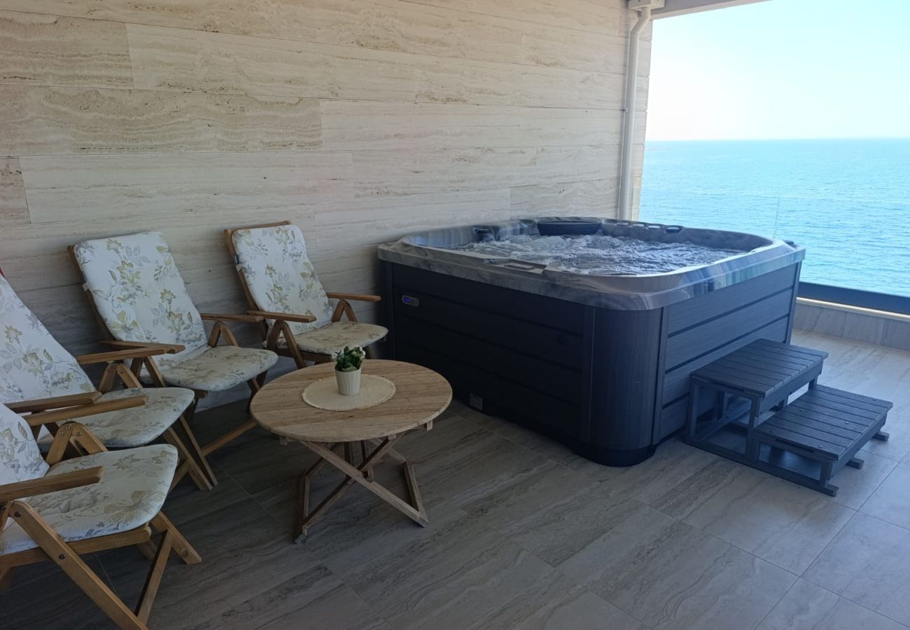 Ferienwohnung in Povljana - Strandpenthouse Pearl