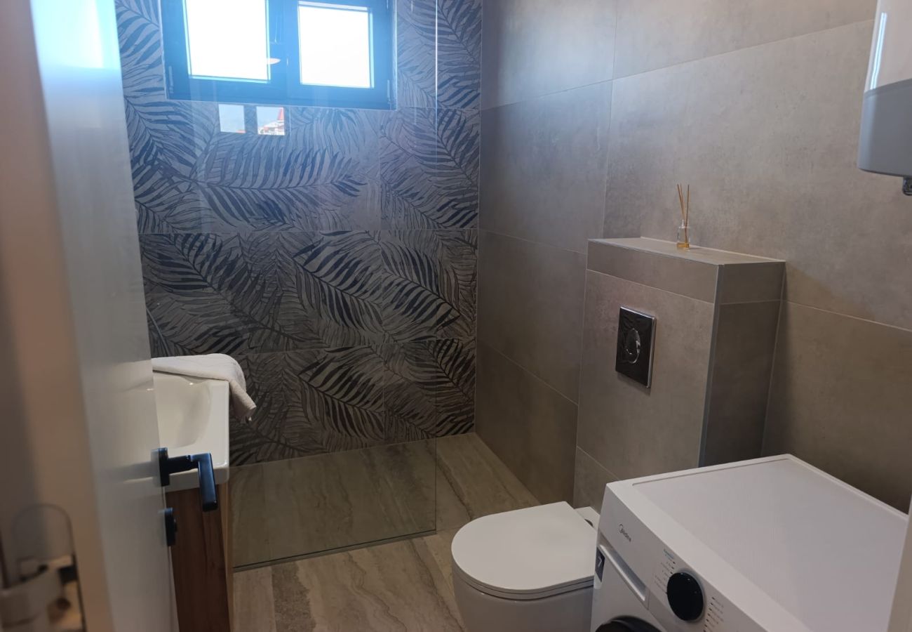 Ferienwohnung in Povljana - Strandpenthouse Pearl