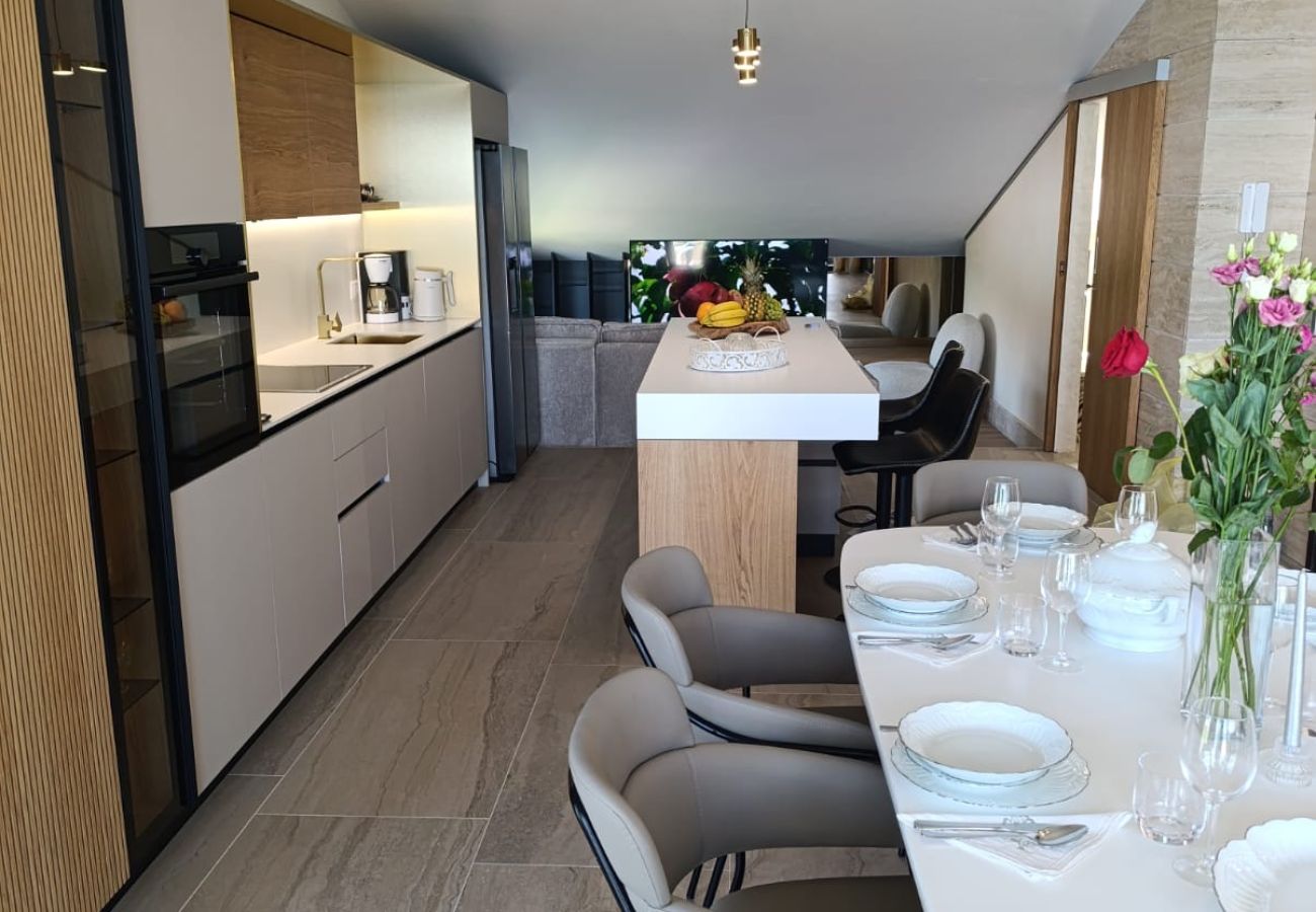 Ferienwohnung in Povljana - Strandpenthouse Pearl