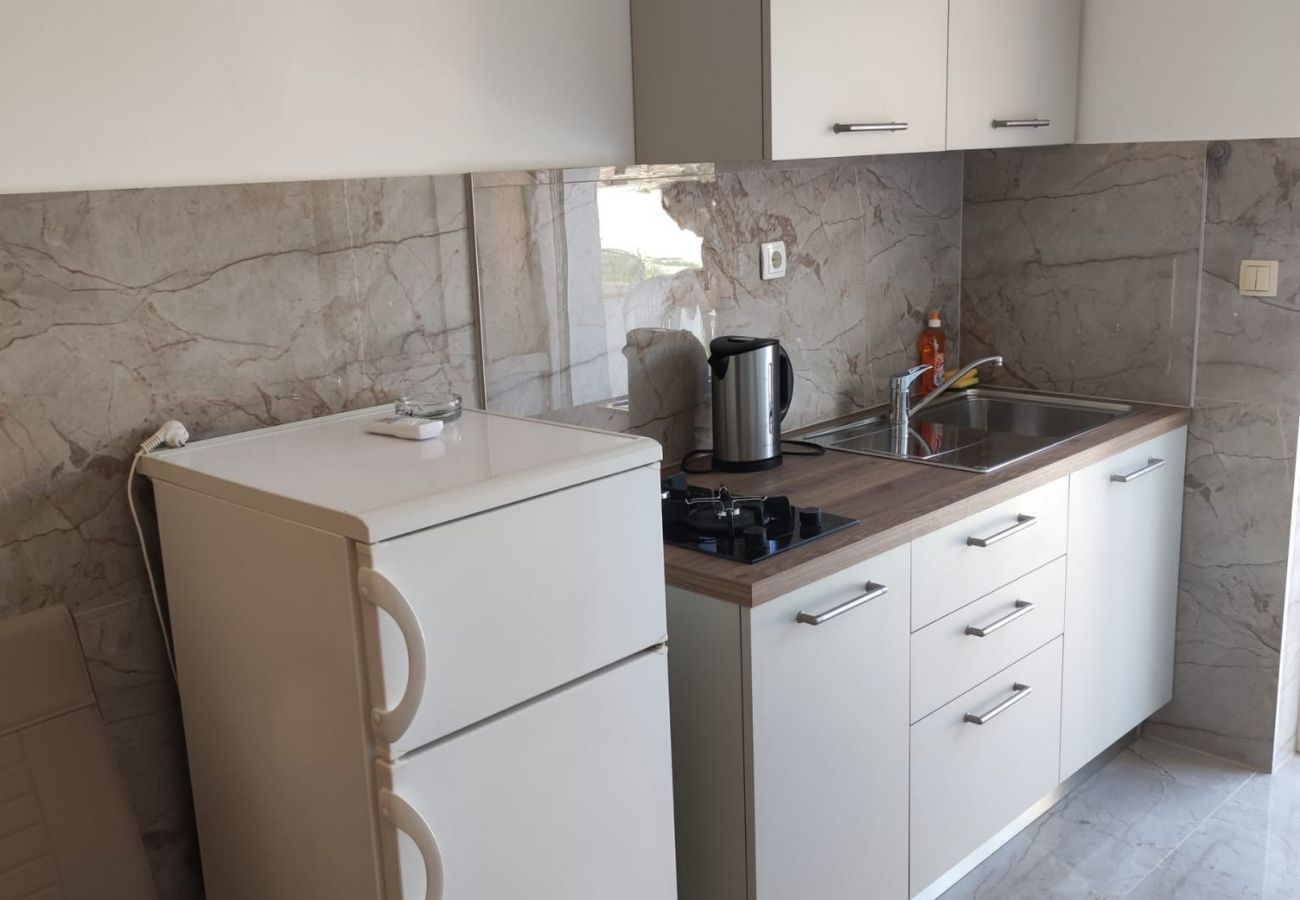 Ferienwohnung in Metajna - Ferienwohnung direkt am Meer Valla 2