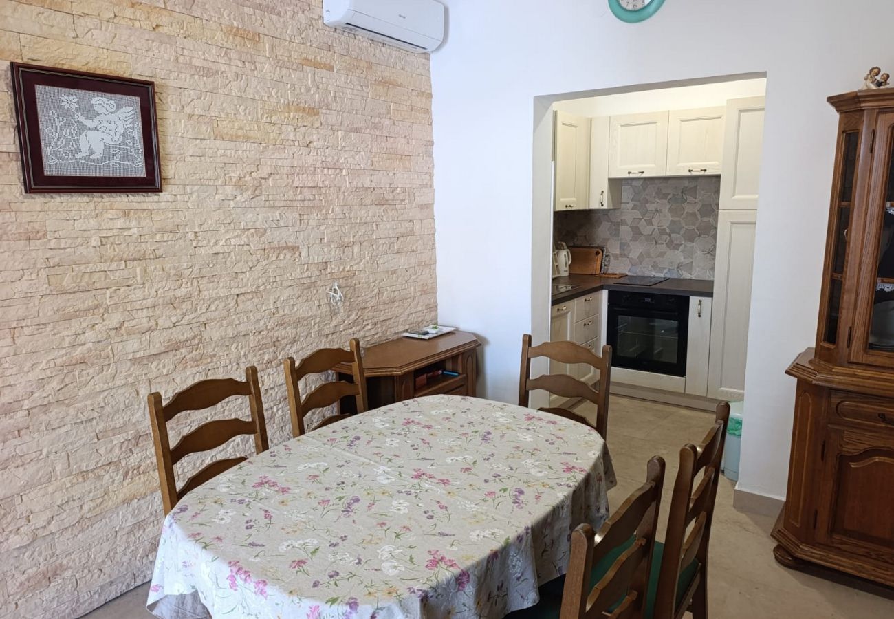 Ferienwohnung in Metajna - Ferienwohnung Valla 3 direkt am Meer