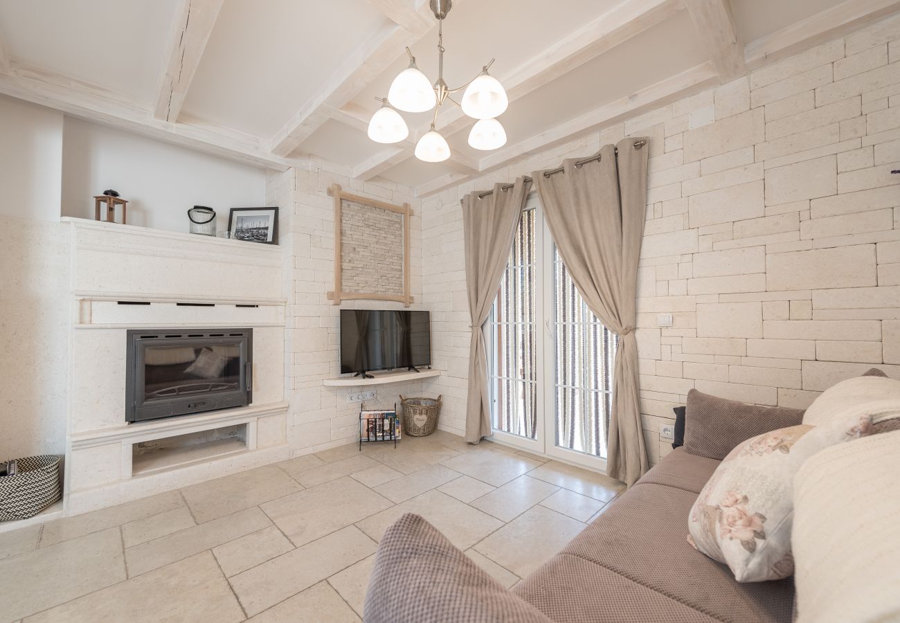 Villa in Privlaka - Villa Edena mit beheiztem Pool