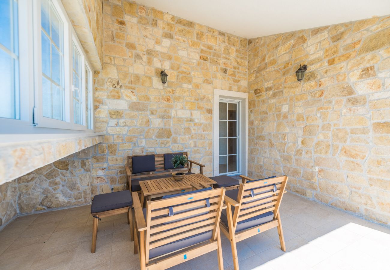 Villa in Privlaka - Villa Carnela mit beheiztem Pool