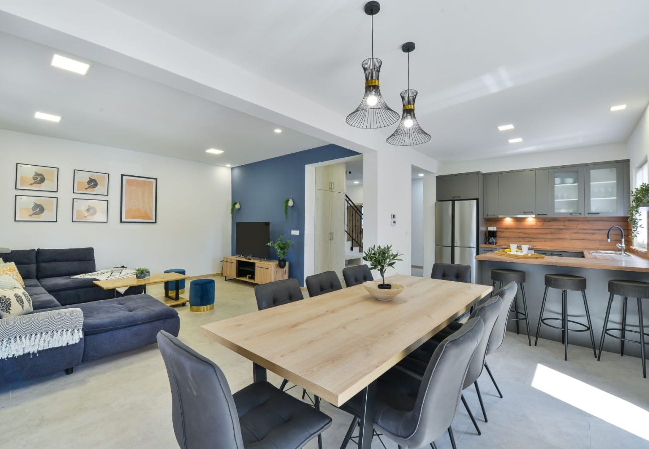 Villa in Privlaka - Villa Rea 3 mit beheiztem Pool