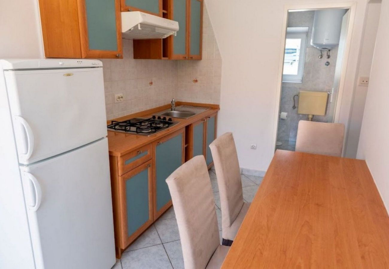 Ferienwohnung in Povljana - Apartment Luce 2