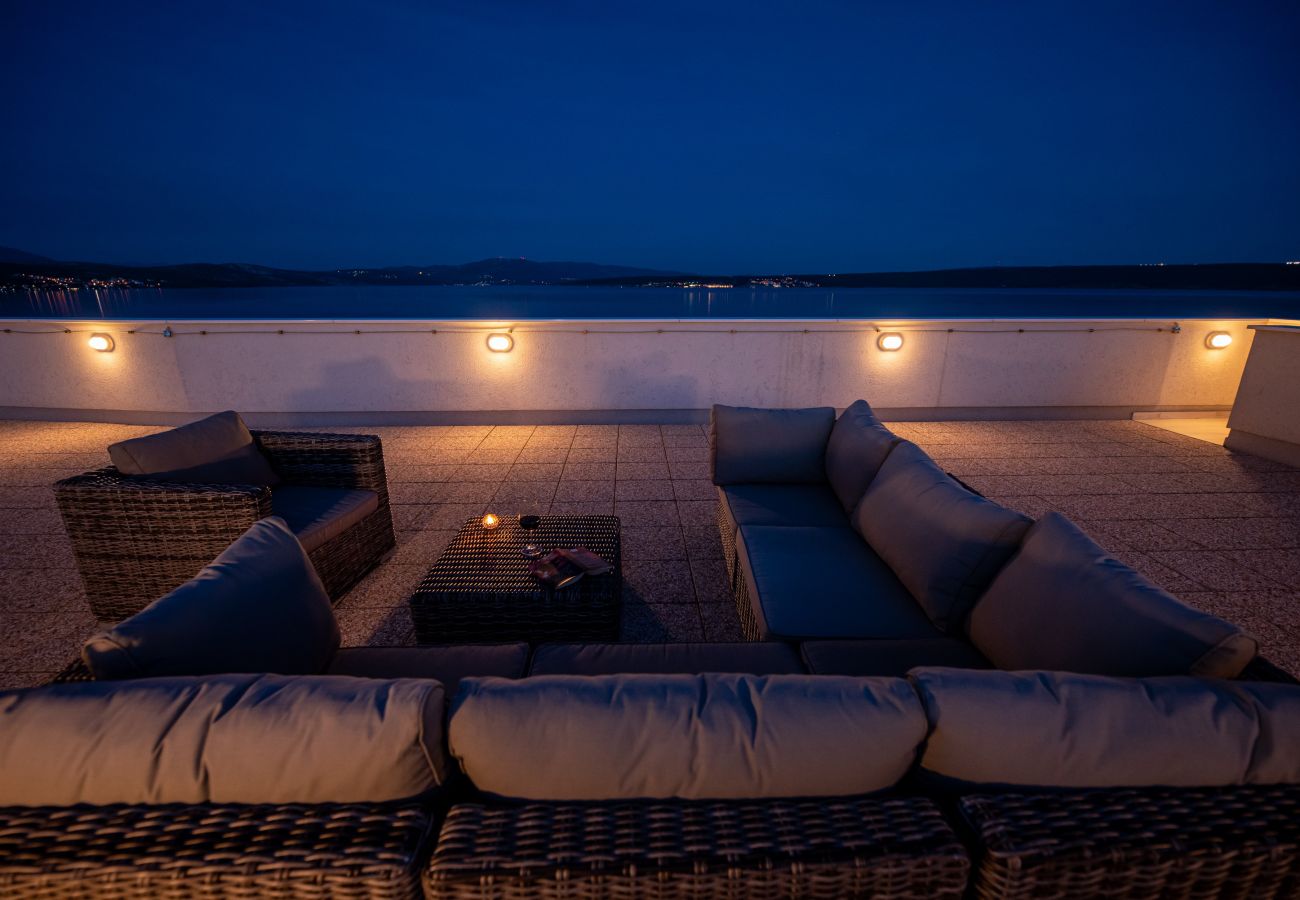 Villa in Posedarje - Villa Costabella mit beheiztem Pool